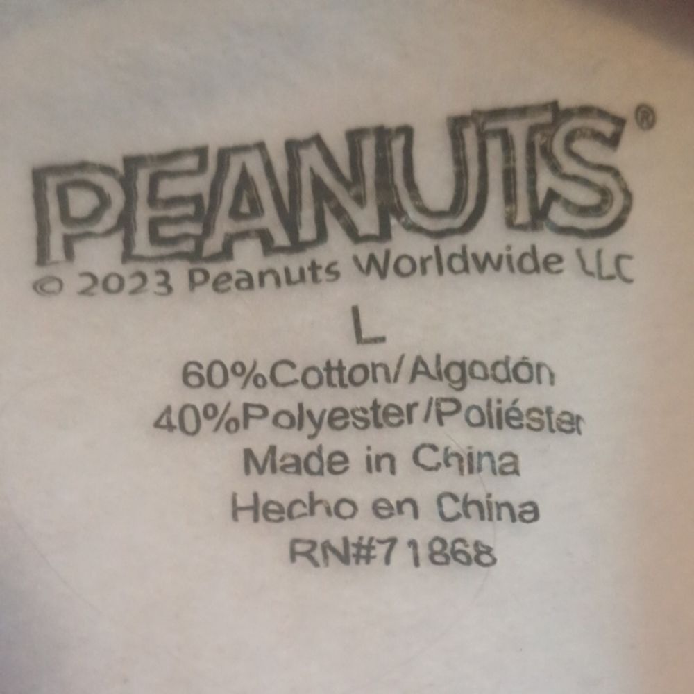 Peanuts Charlie Brown & Friends Womens Sz L Long Sleeve Cropped Tshirt - Picture 2 of 5